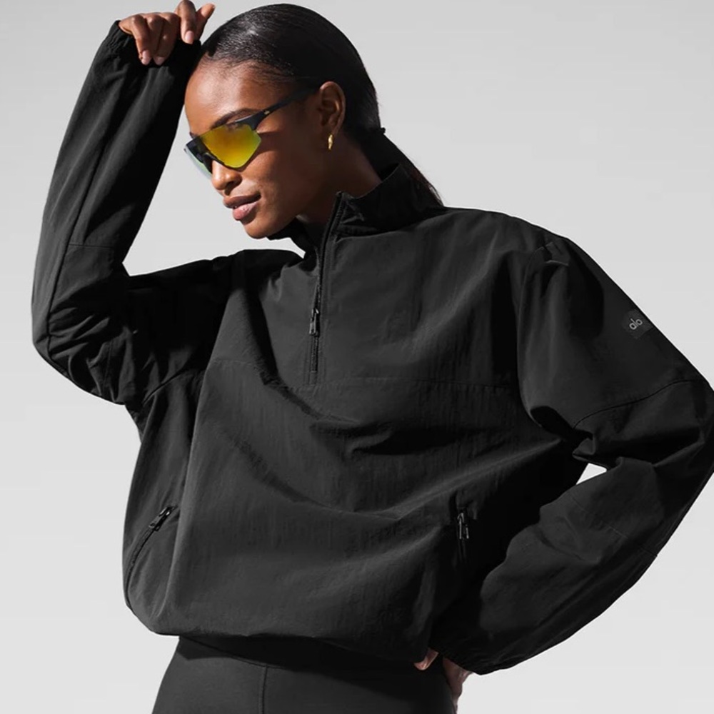 Alo Yoga Light Weight Takeaway Track Pullover Black M